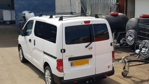 ⁦וו גרירה ניסן NV200⁩ – תמונה ⁦2⁩