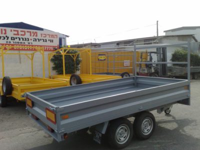 נגרר פתוח לרכב מסחרי