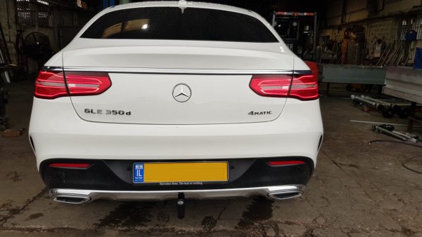 וו גרירה נשלף מרצדס GLE